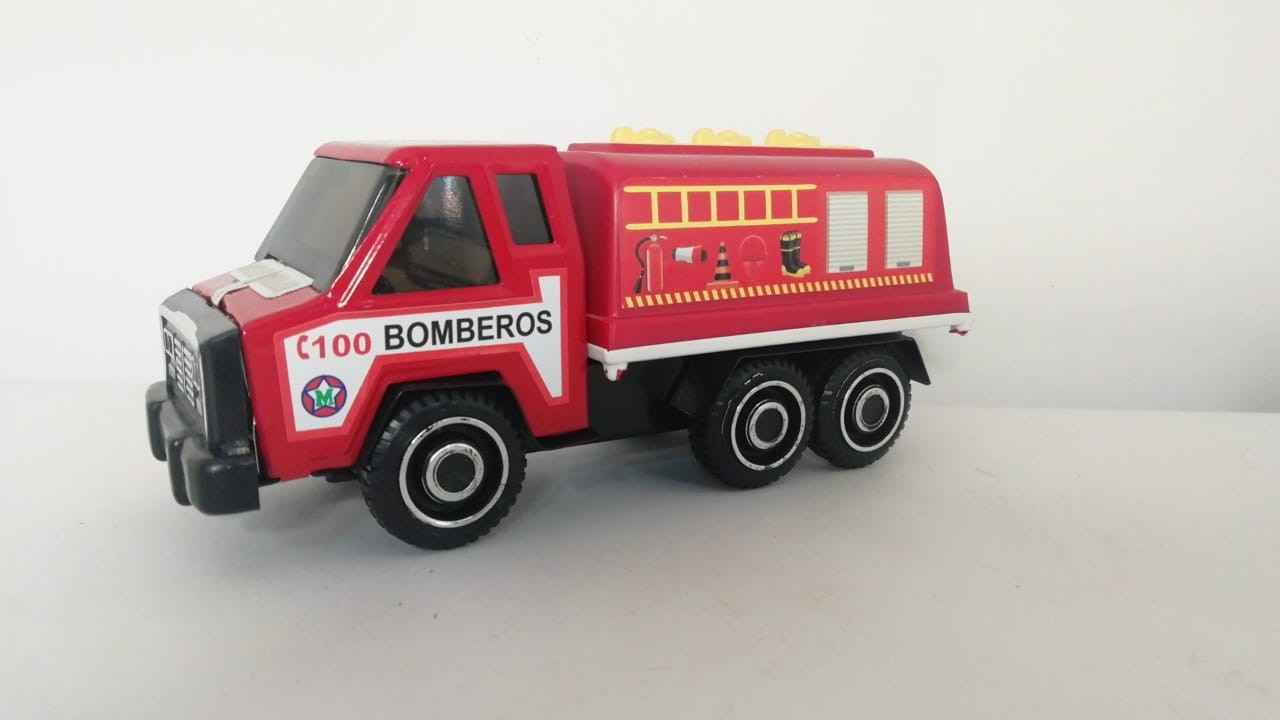Camion transporte de bomberos