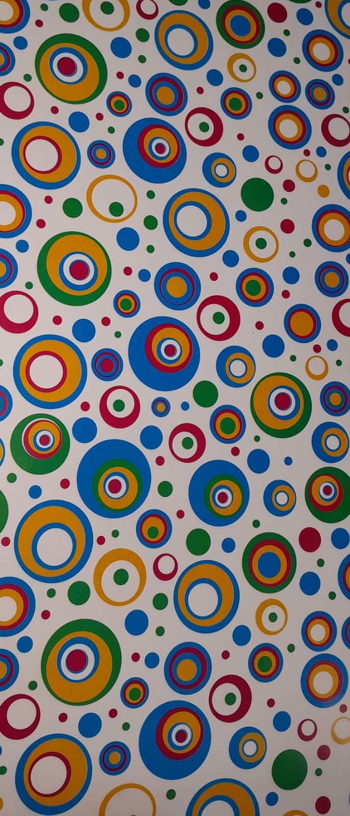 Papel de regalo plastificado circulos 