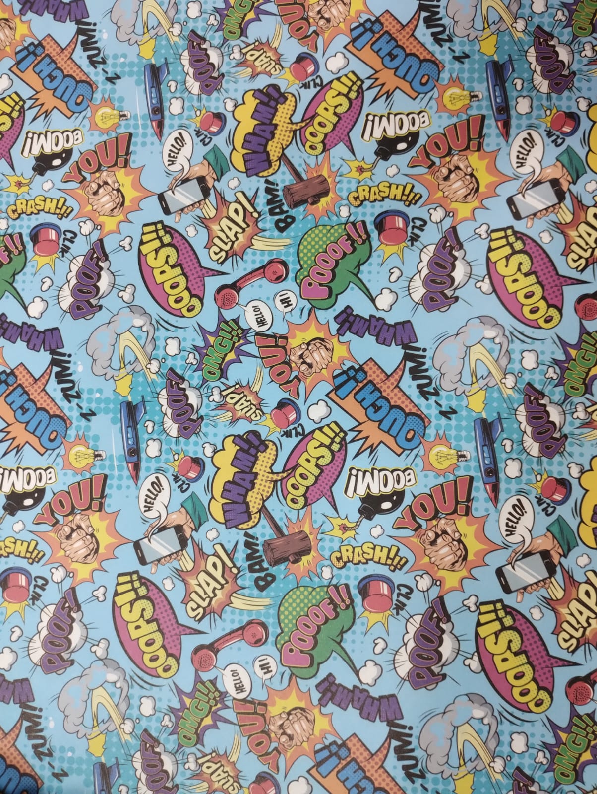 Papel de regalo obra caricaturas