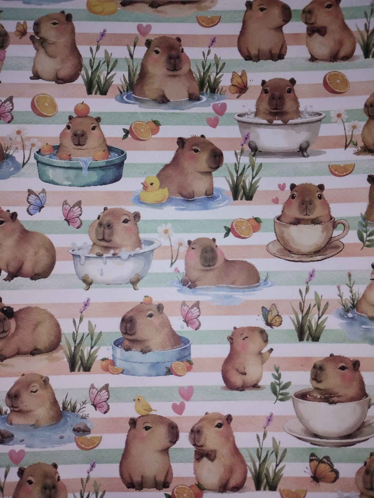 Papel de regalo obra capibara 