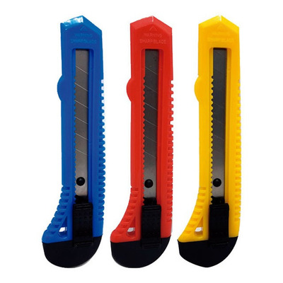 Cutter knife blister x 3 un. 